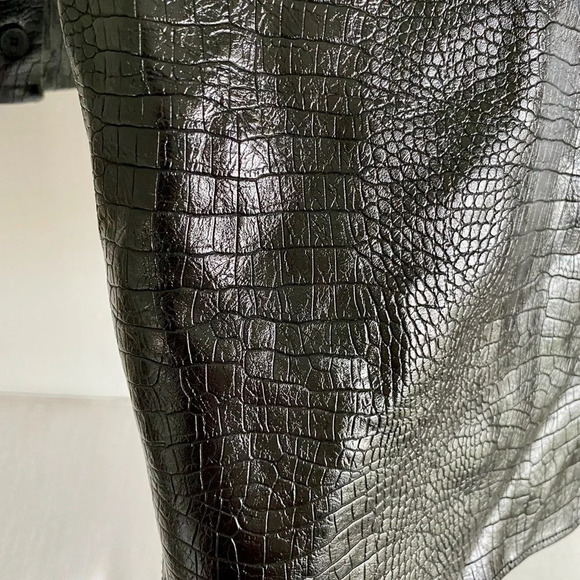 Black Zara Faux Leather Crocodile-Effect Oversized Shirt Jacket  Size Small - Picture 6 of 10